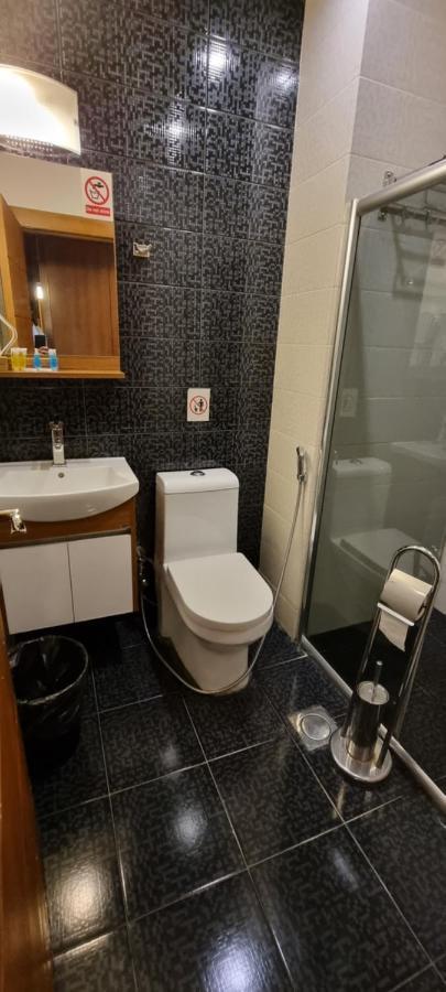Gratus Hotel Erbil Buitenkant foto