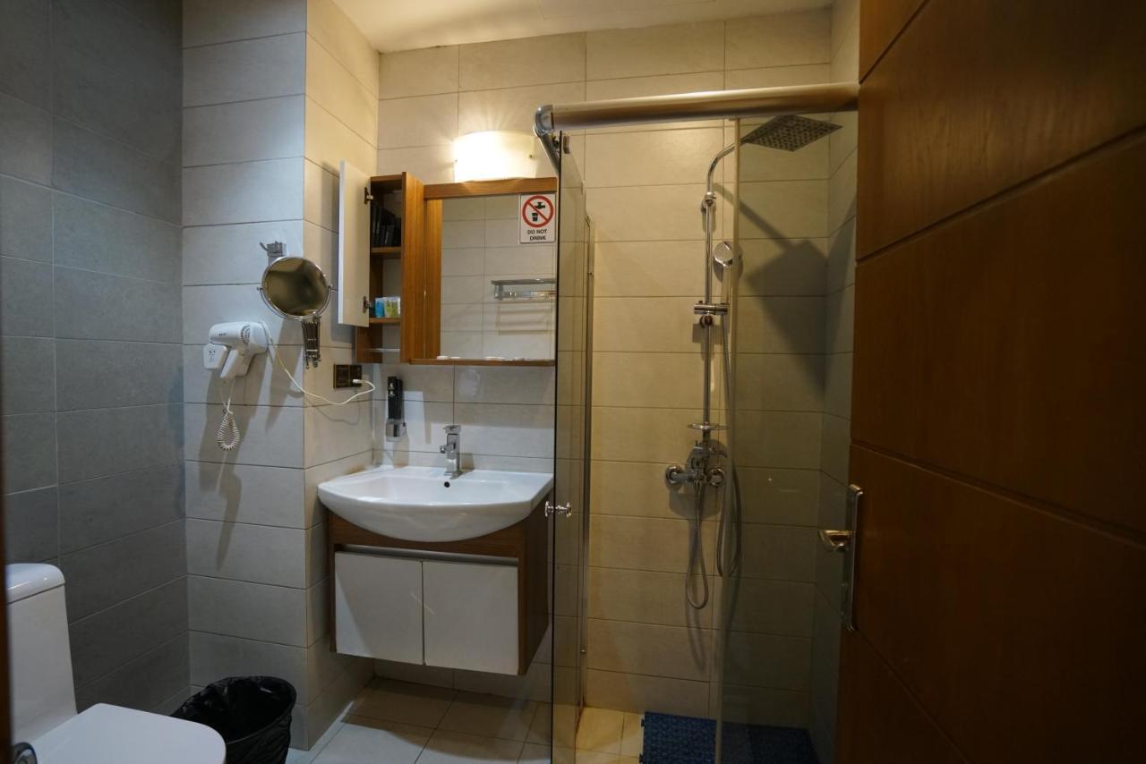 Gratus Hotel Erbil Buitenkant foto